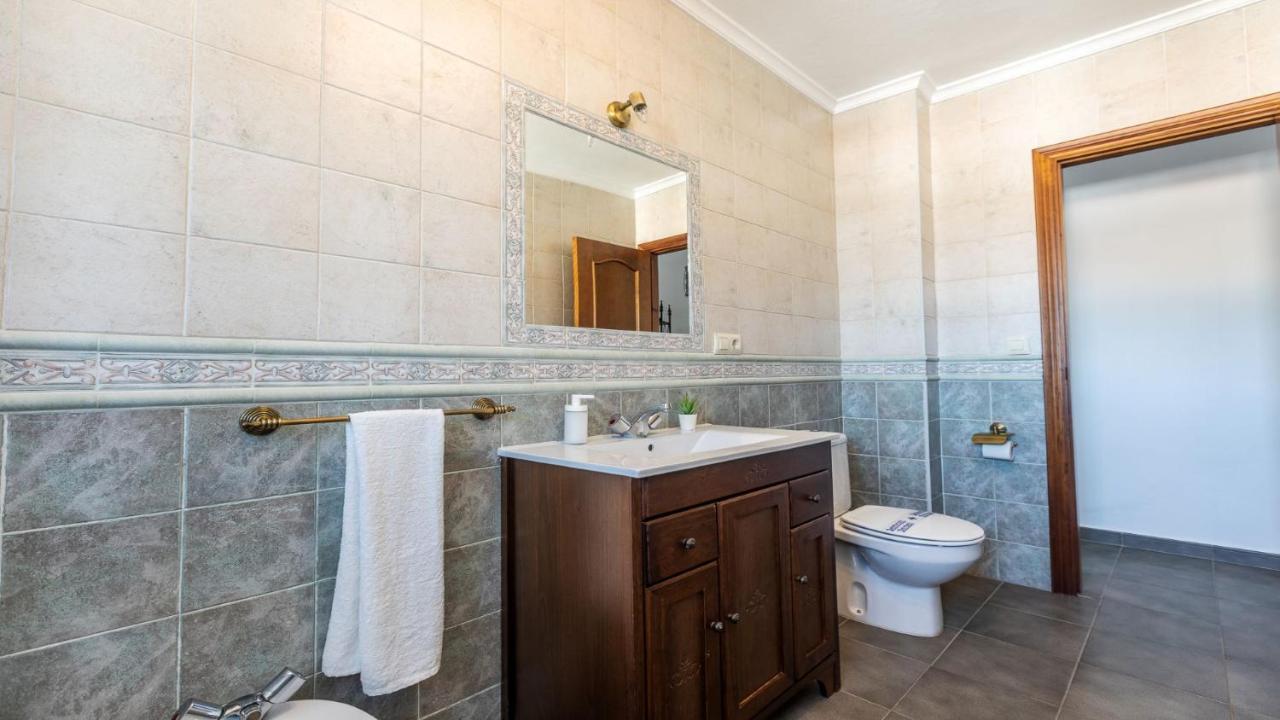 Apartamento Luz C Bolonia Eksteriør billede